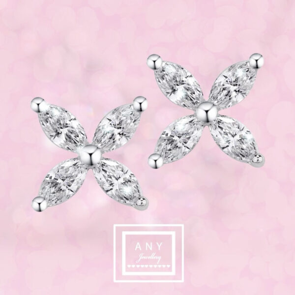 E3513 Zirconia Marquise Earring Studs