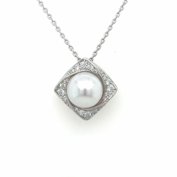 N2279  Mabe Pearl Pendant with Necklace